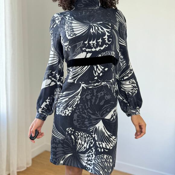 Vintage Italian Monochrome Butterfly Dress with Velvet Trim (S) - Picture 9 of 10